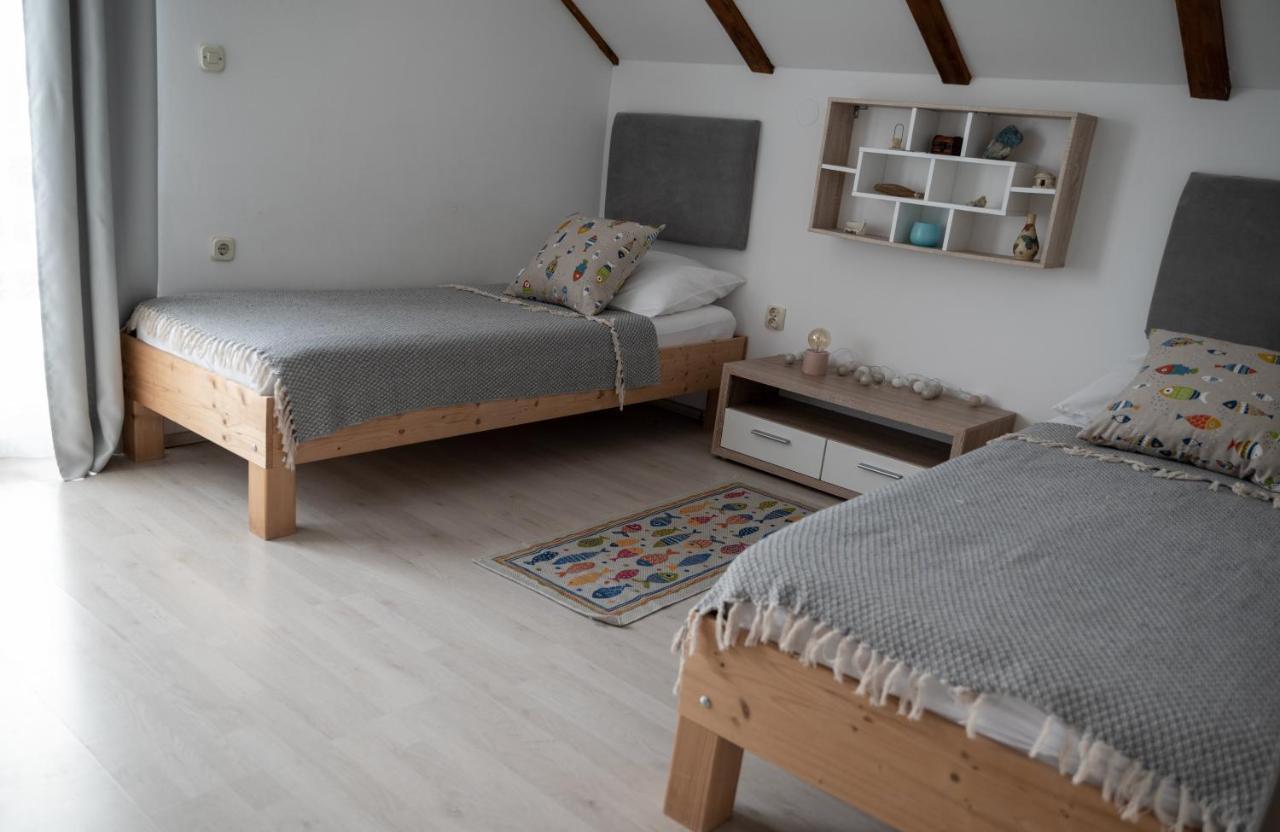 Apartman Milutin Vrsi Ngoại thất bức ảnh